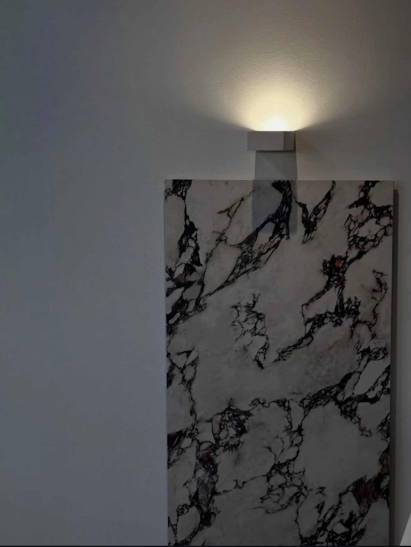 Wall feature lighting
